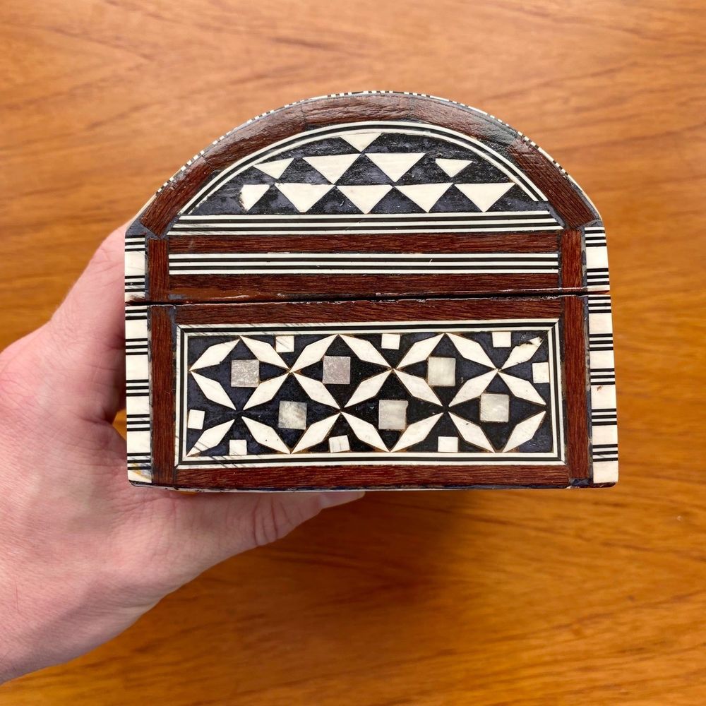 Intricate Mosaic Storage Box - Picture 5 of 9